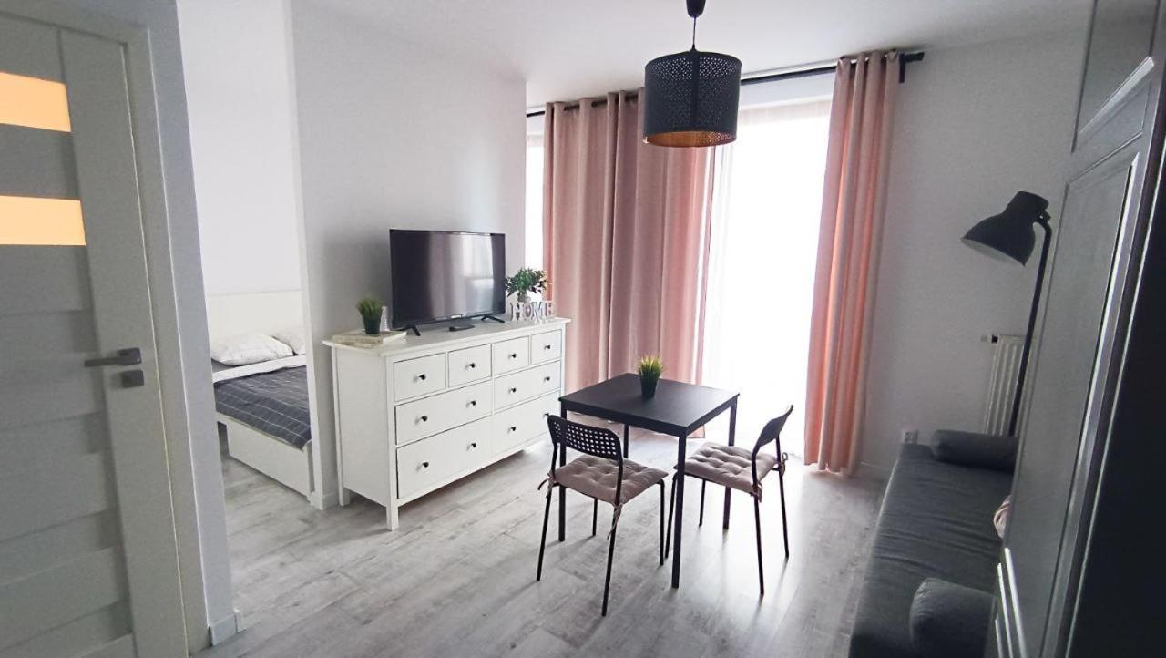 Apartament Niedaleko Centrum Warszawy Varsóvia Exterior foto